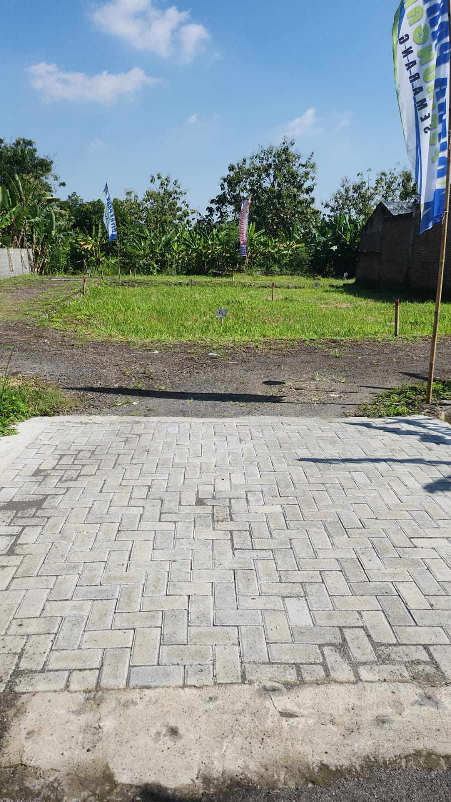 Rumah Bergaya American Mediteran 1 Menit Ke SMP 34 Semarang