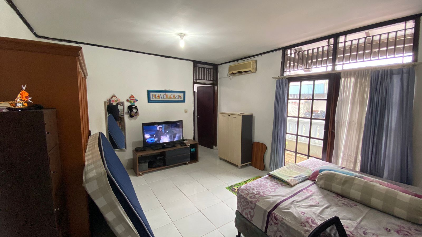 Dijual rumah di komplek mewah di area Cinere Raya,Cinere, Depok