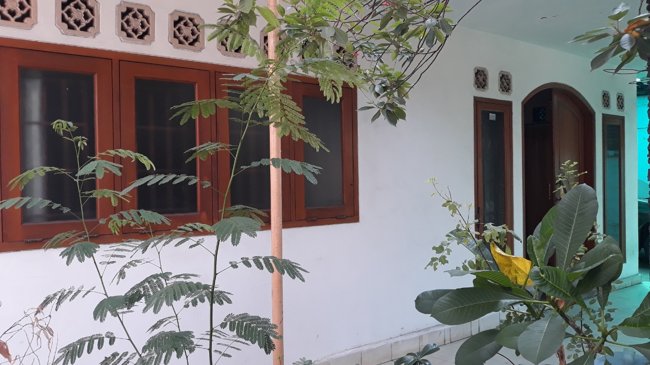 Dijual rumah strategis di Cawang, Cipinang Cempedak, Jatinegara