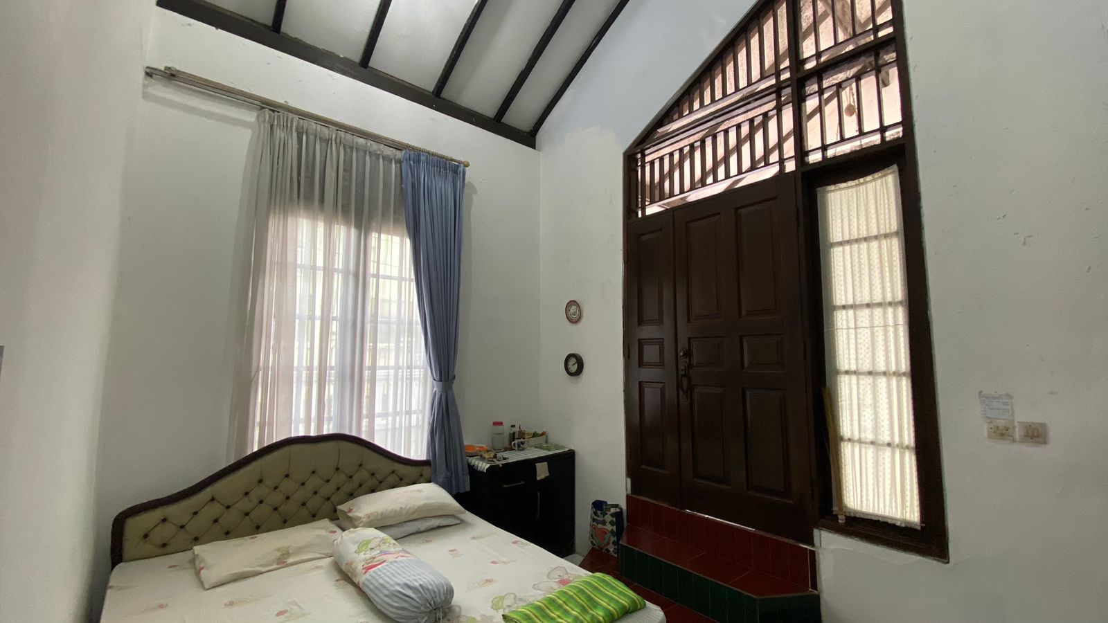 Dijual rumah di komplek mewah di area Cinere Raya,Cinere, Depok