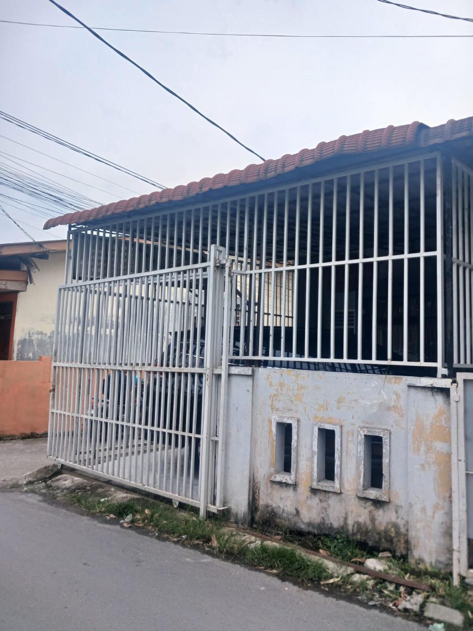 Dijual - Rumah Tinggal 1 Lantai, Komplek Perisai Pribumi (Medan)