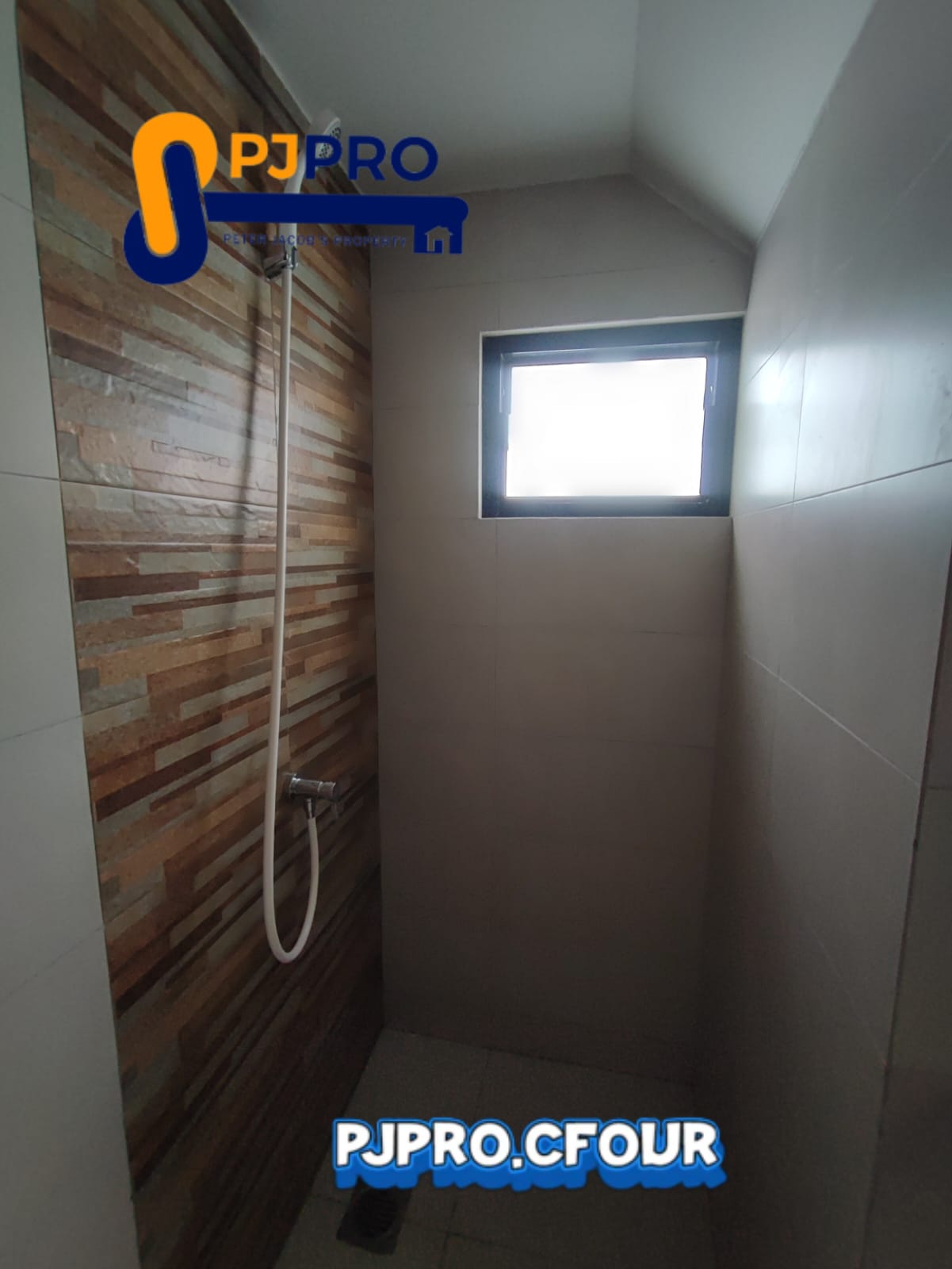 Dijual Rumah Siaphuni di Summarecon Crown Gading Cluster Regia