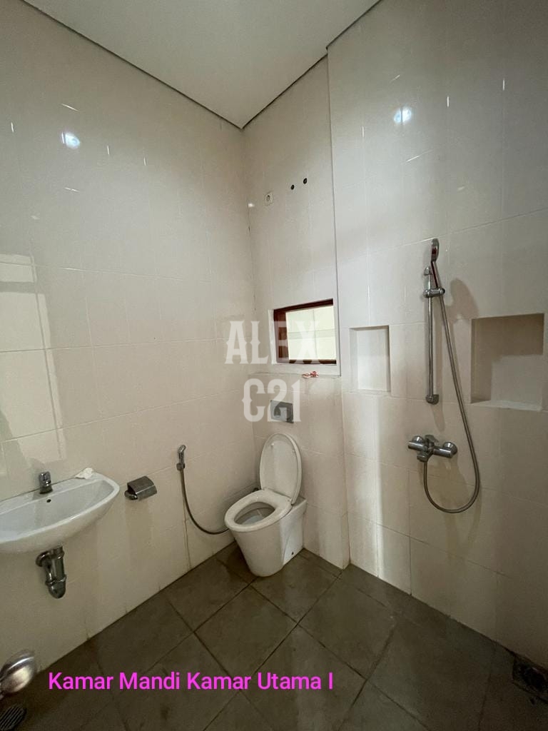 Dijual rumah 2 Lantai di Radio Dalam, Jakarta Selatan