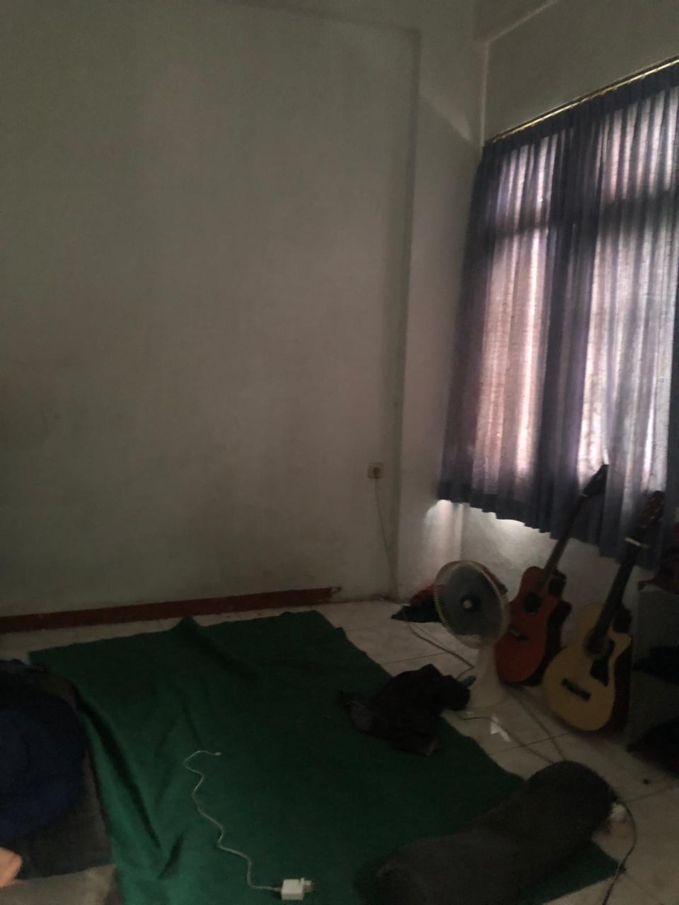 Dijual rumah bentuk ruko di Mangga Besar Jakarta Barat