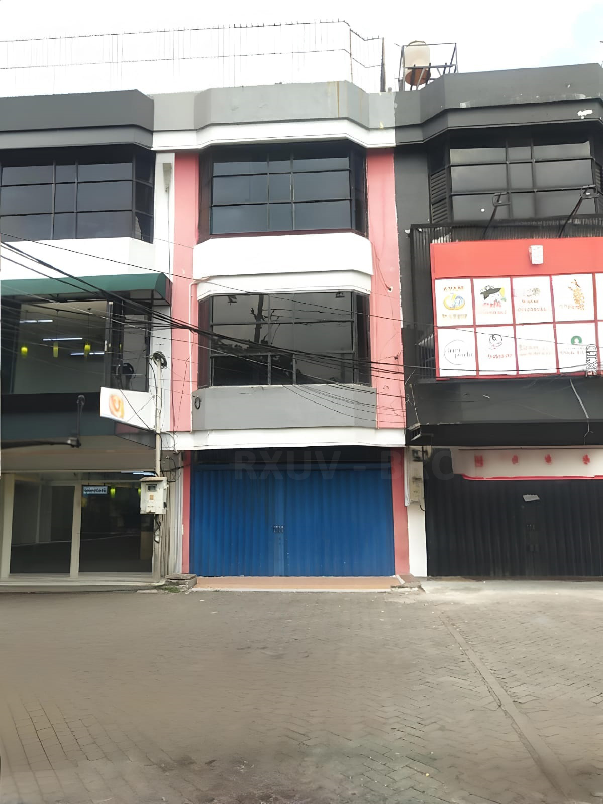 Ruko 3 Lantai Strategis di Wiyung, Surabaya - Dijual/Sewa!