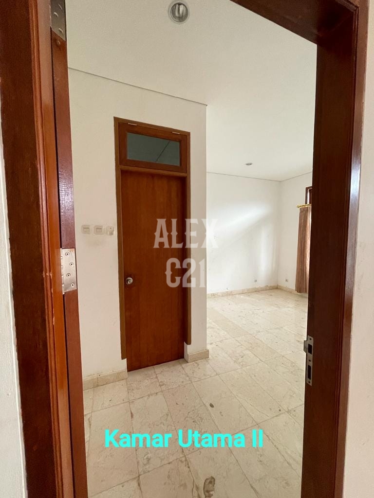 Disewakan rumah 2 Lantai di Radio Dalam, Jakarta Selatan