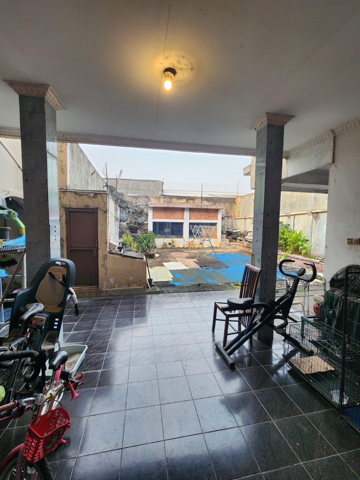 Dijual rumah luas Kembangan Utara, Kembangan, Jakarta Barat