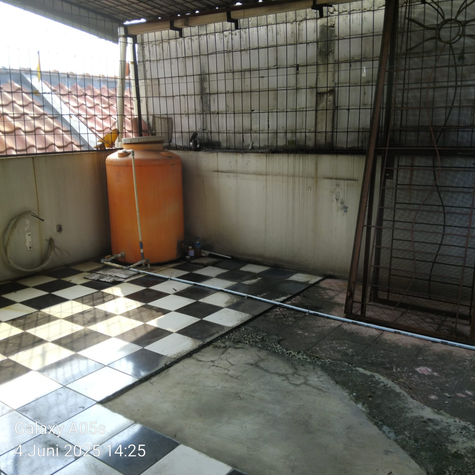 Disewa rumah siaphuni di Harapan Indah Cluster Taman Puspa
