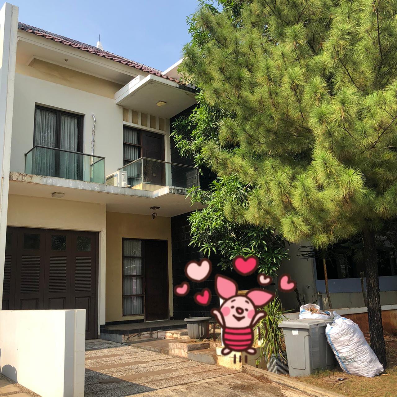 Dijual rumah minimalis di Harapan Indah Cluster Taman Cemara