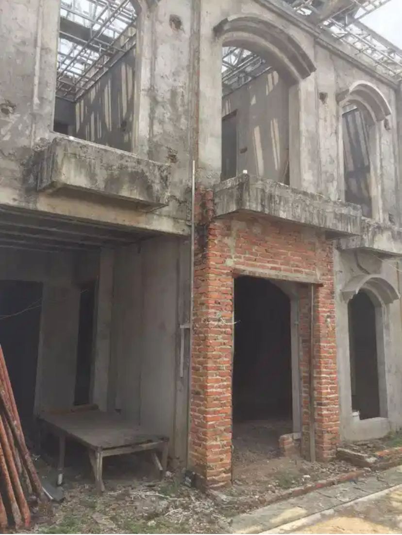 Dijual tanah dan bangunan hunian bare diarea Pejaten Barat