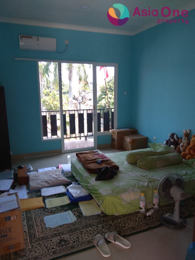 Dijual rumah minimalis asri di Villa Melati Mas Tangerang