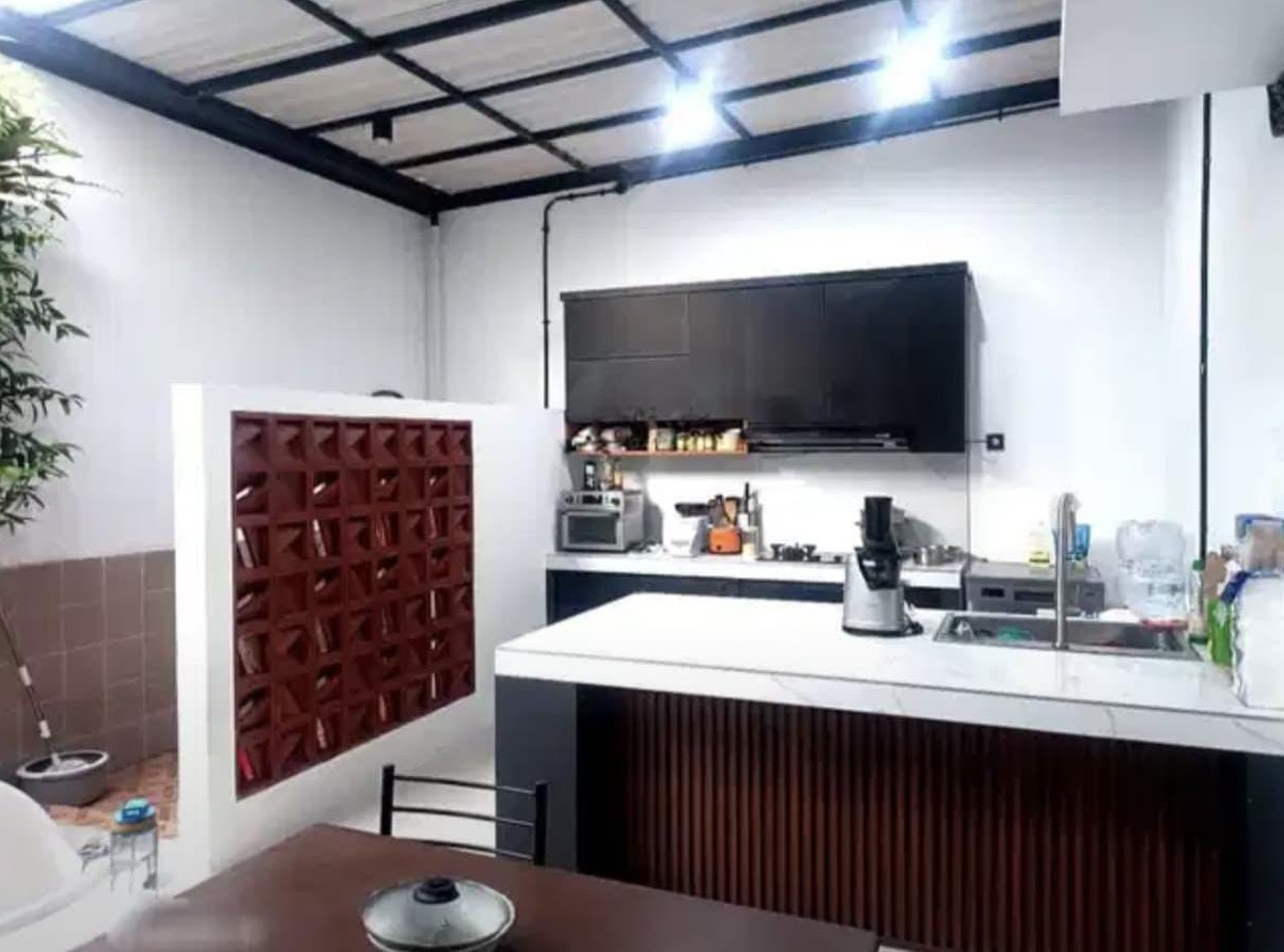 Dijual rumah modern siaphuni di Metland Menteng Cluster Jura