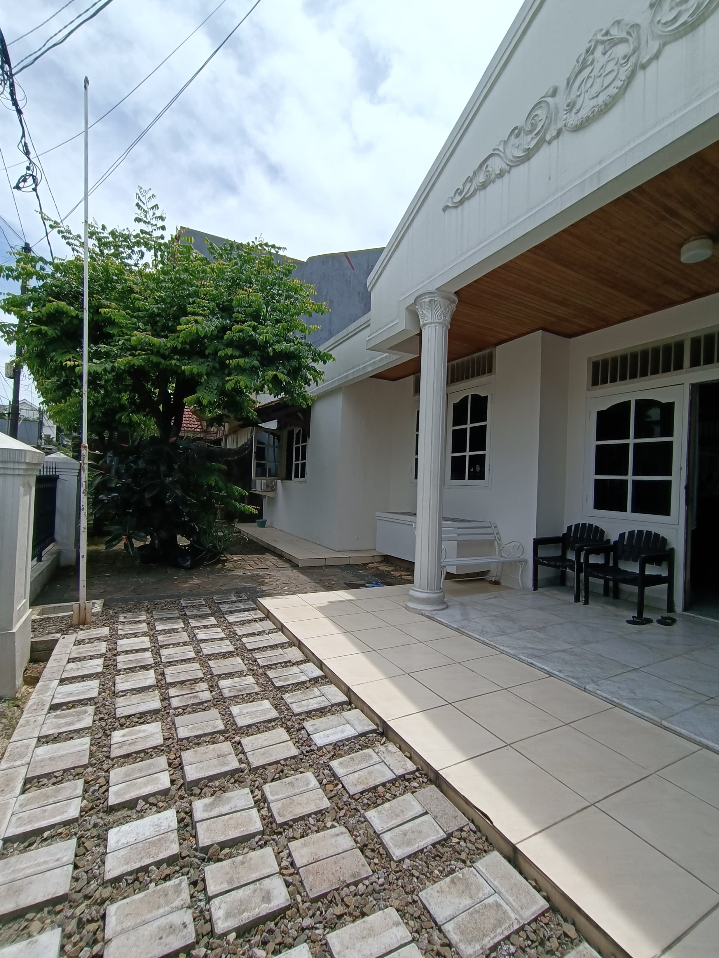 Dijual rumah diarea komplek di area Kemanggisan, Palmerah