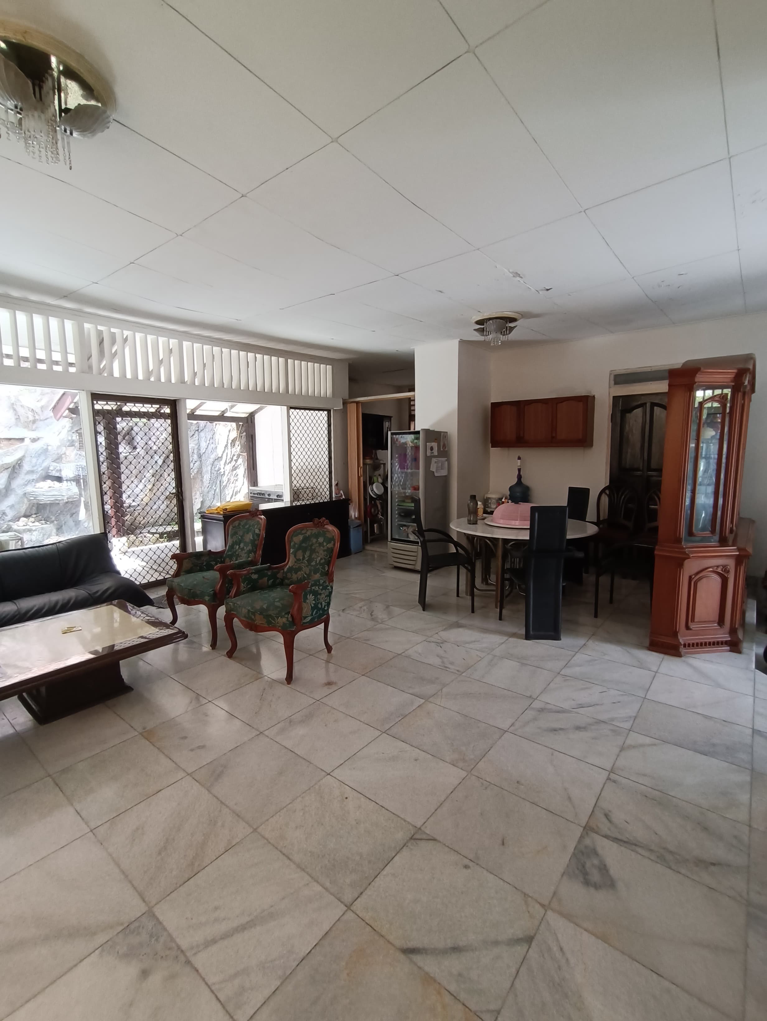 Dijual rumah diarea komplek di area Kemanggisan, Palmerah