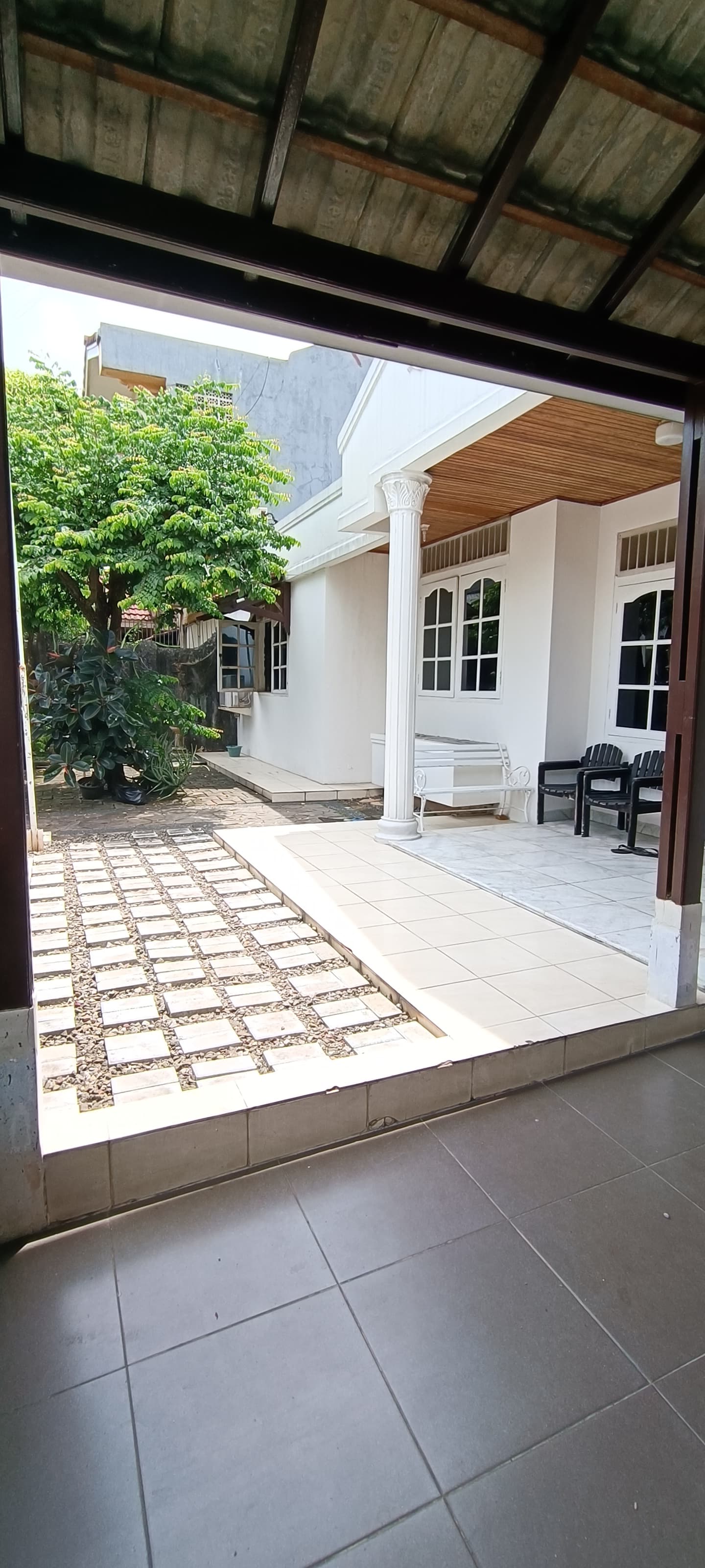 Dijual rumah diarea komplek di area Kemanggisan, Palmerah