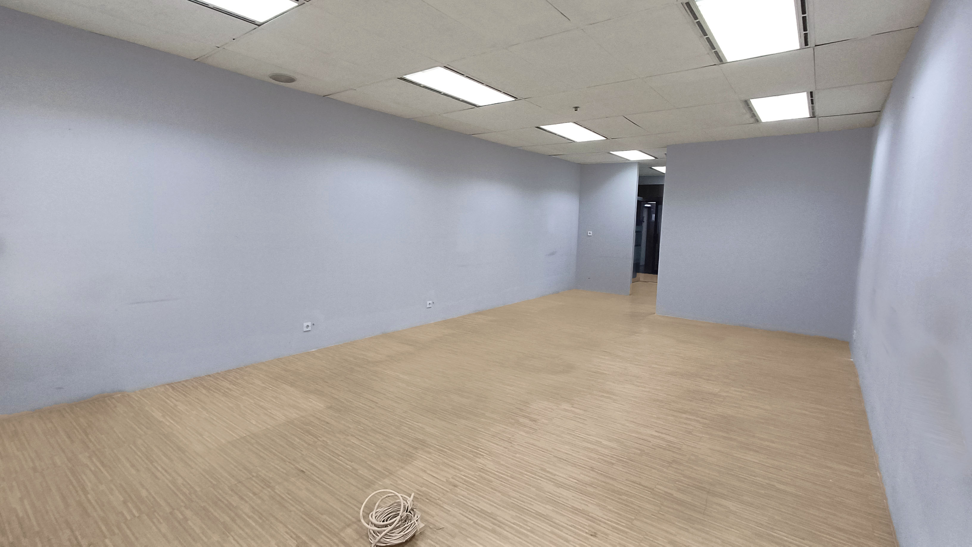 Disewakan Ruang Kantor di Pusat Kota Surabaya 66m² Ready!