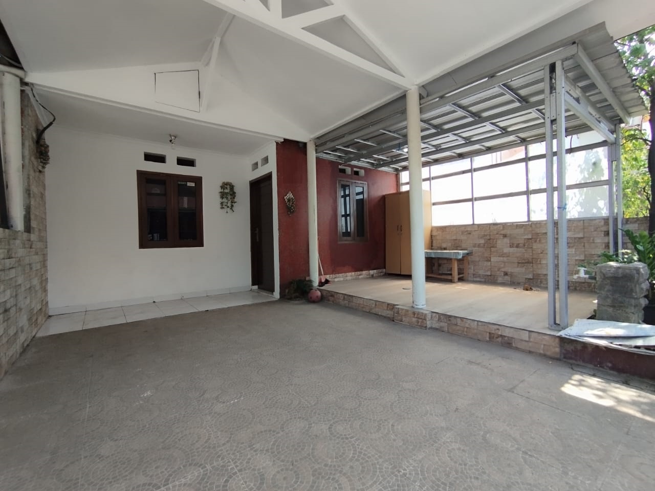 Jual cepat rumah 600 jutaan di Cluster Cisaranten Kulon