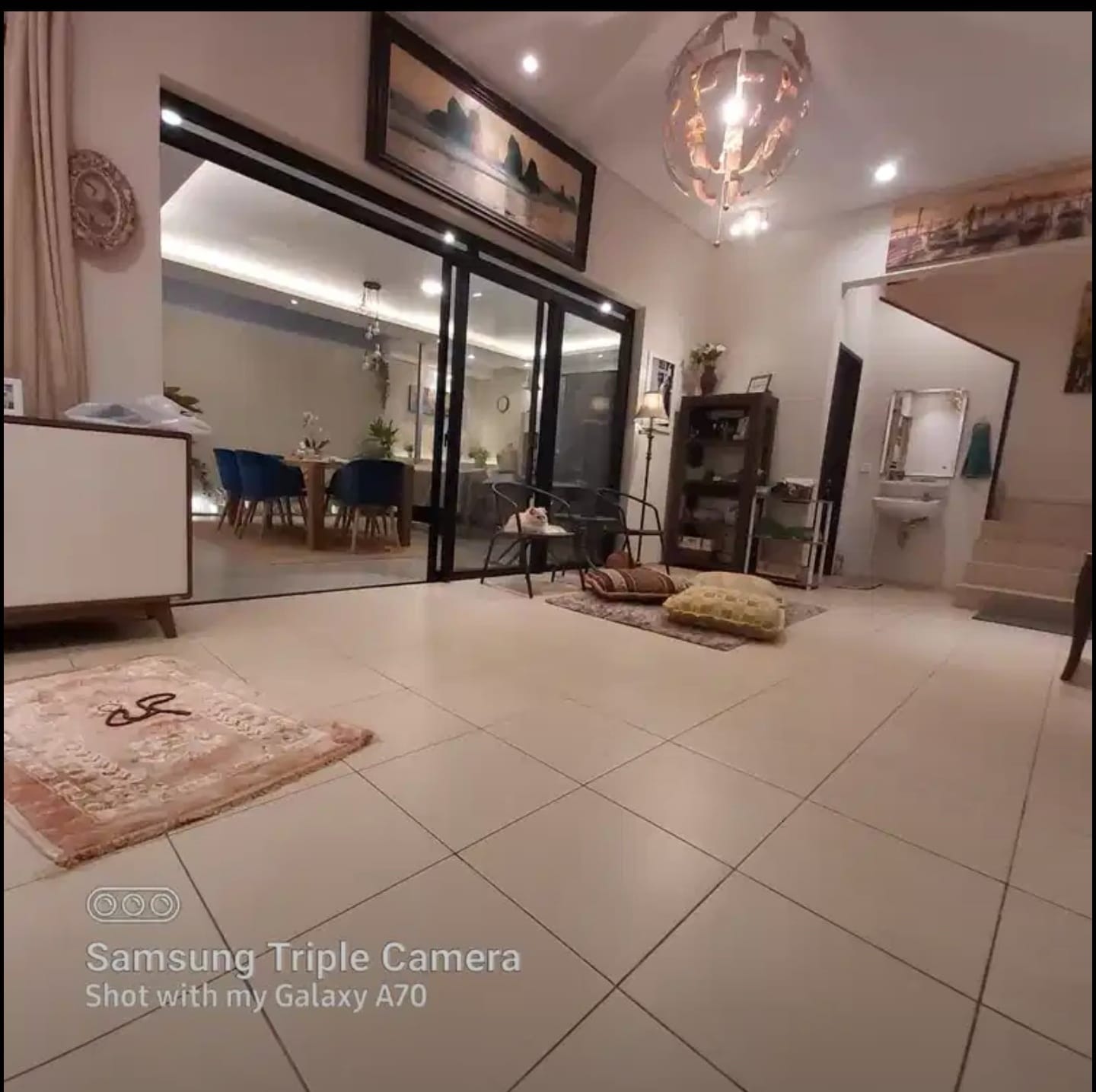 Fully Renovated Ready To Move In Kota baru parahyangan Lokacitra