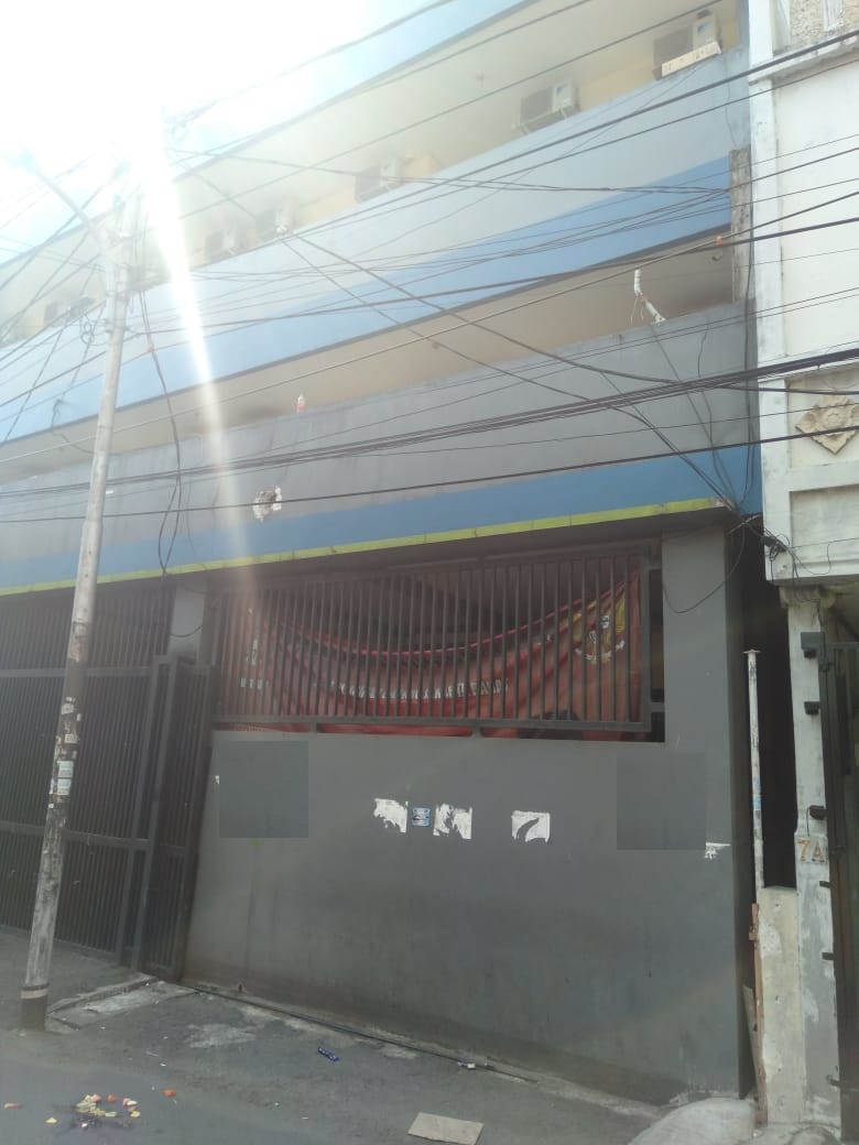 Dijual rumah kost 60 kamar di area Tawakal Tomang, Jakarta Barat