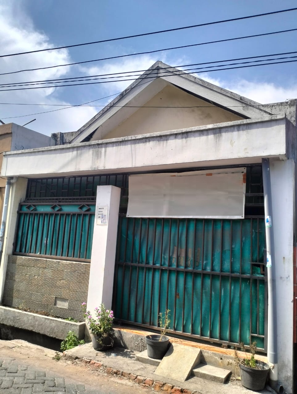 rumah dijual jalan bogen surabaya