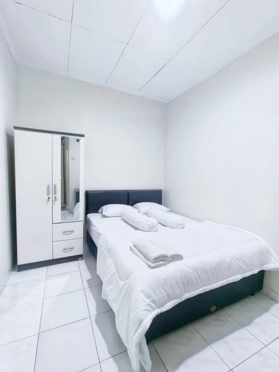 Dijual rumah kost Grogol 31 kamar, Grogol Petamburan, Jakarta