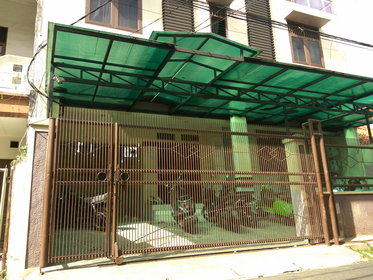 Dijual rumah kost Grogol 31 kamar, Grogol Petamburan, Jakarta