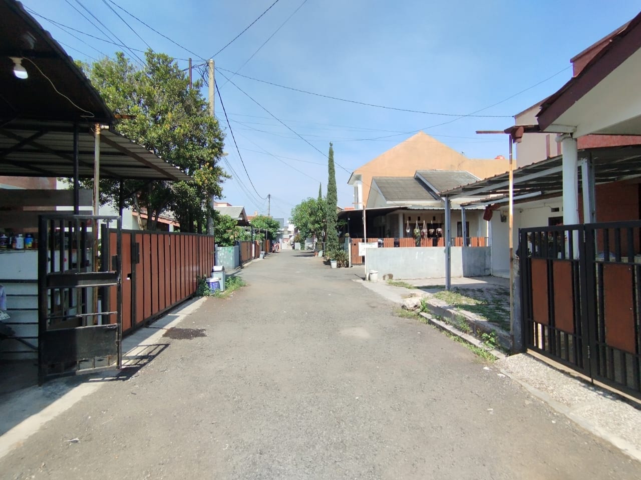 Jual cepat rumah 600 jutaan di Cluster Cisaranten Kulon