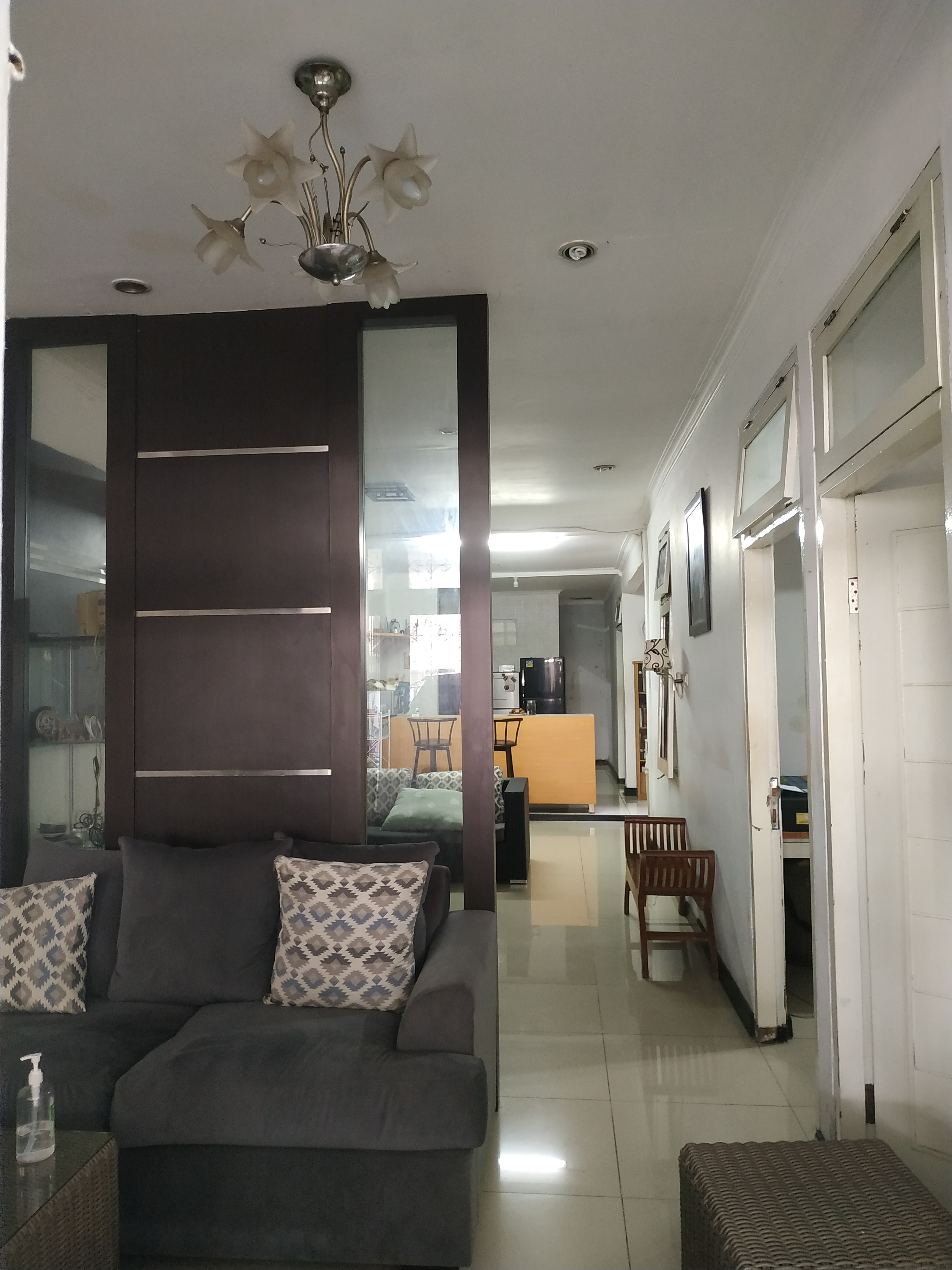 Rumah Dijual Cepat! Butuh Dana, Harga Nego di Komplek Antapani