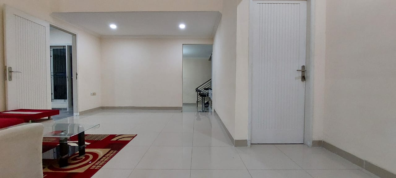 Dijual rumah mewah dengan swiming pool Kebagusan, Pasar Minggu