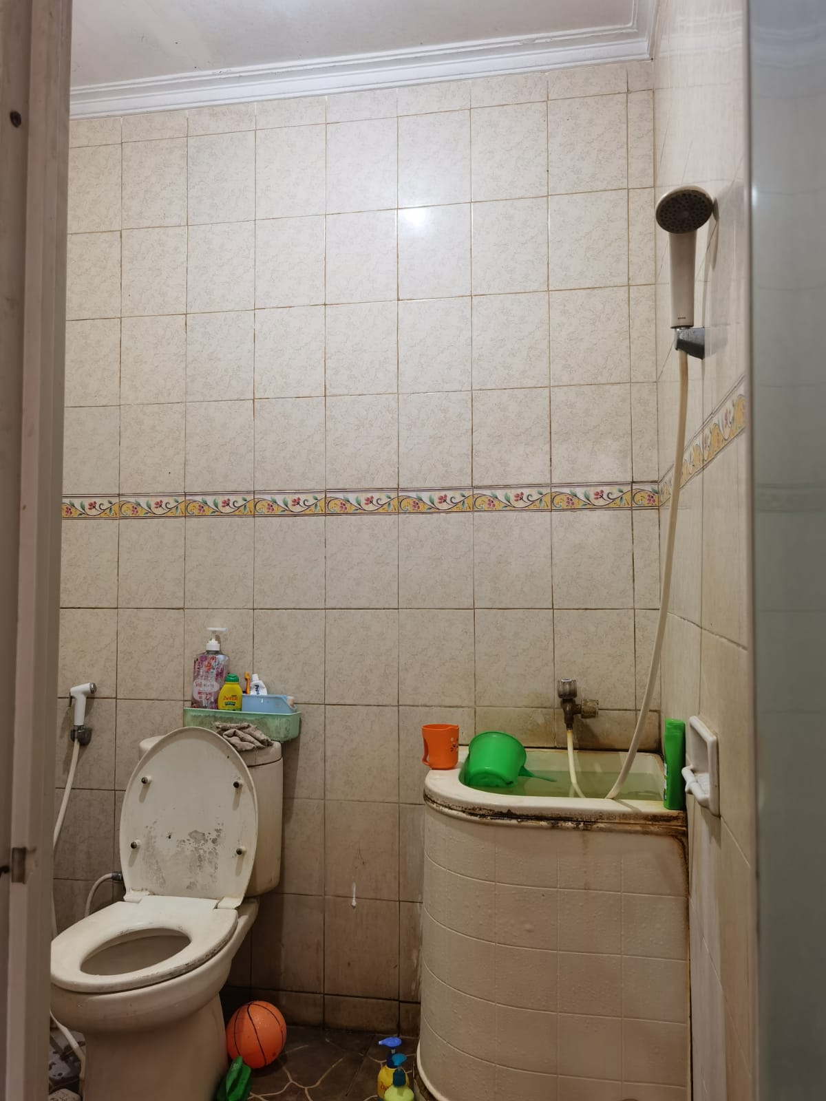 Dijual rumah Ajb komplek  lama 1 lantai di Pondok Bambu