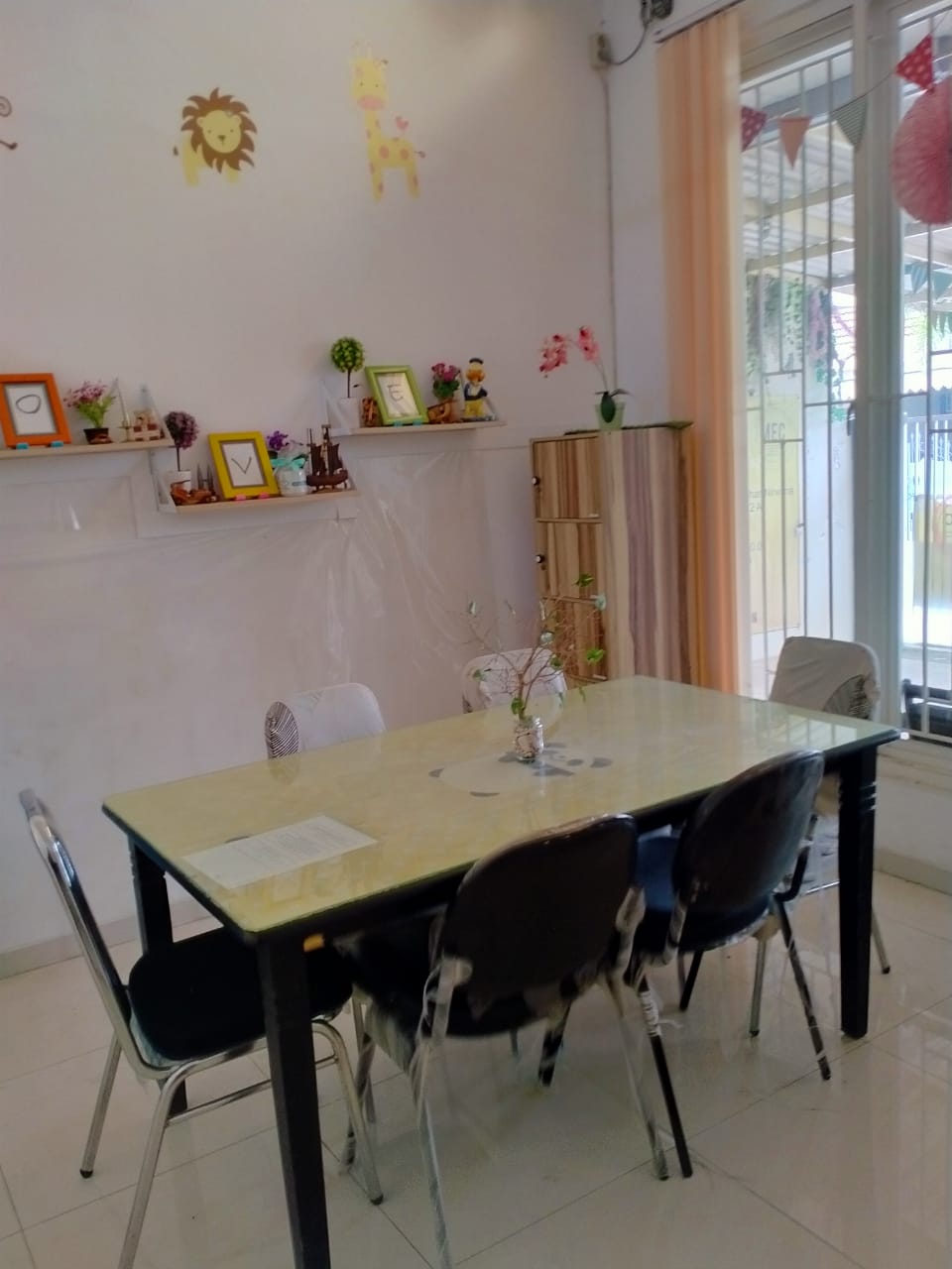 JUAL Perum NIRWANA EKSEKUTIF Rumah bentuk Kantor Surabaya Timur