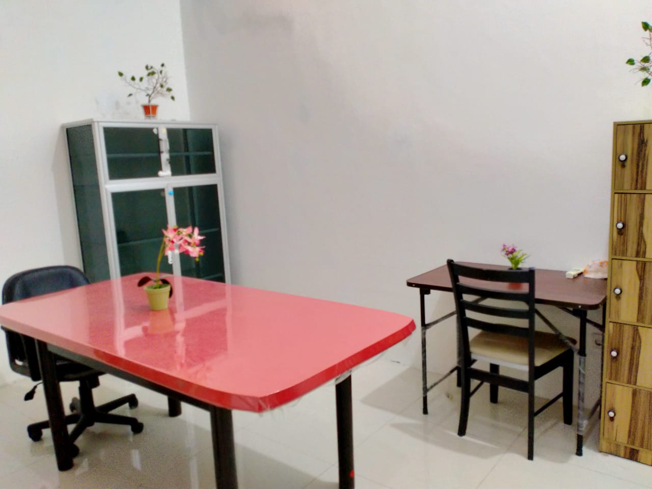 JUAL Perum NIRWANA EKSEKUTIF Rumah bentuk Kantor Surabaya Timur