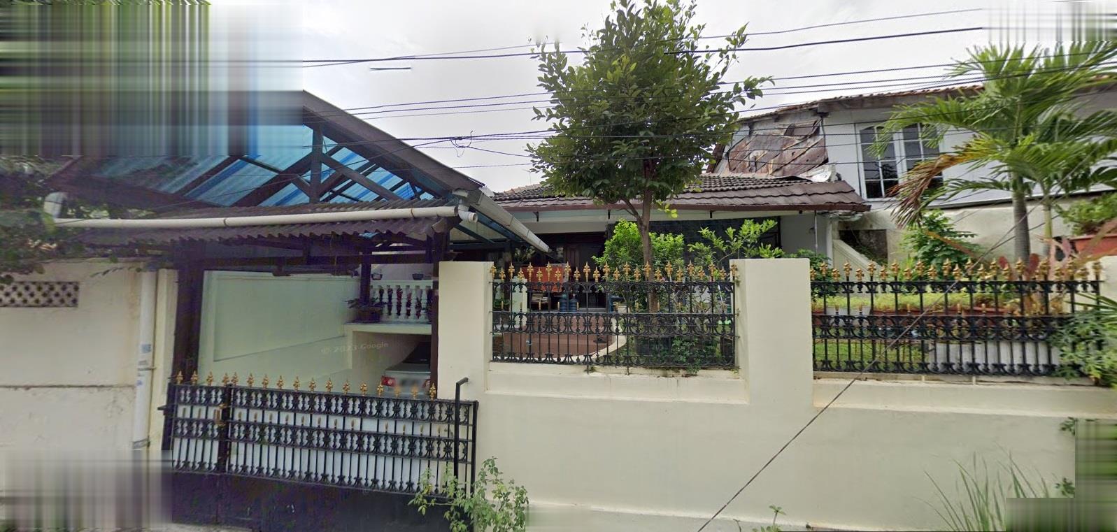 Dijual rumah Ajb komplek  lama 1 lantai di Pondok Bambu