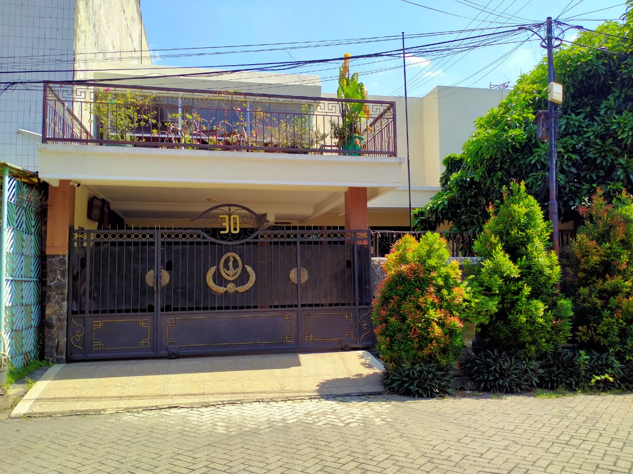 DIJUAL/DIKONTRAKKAN SURABAYA PUSAT