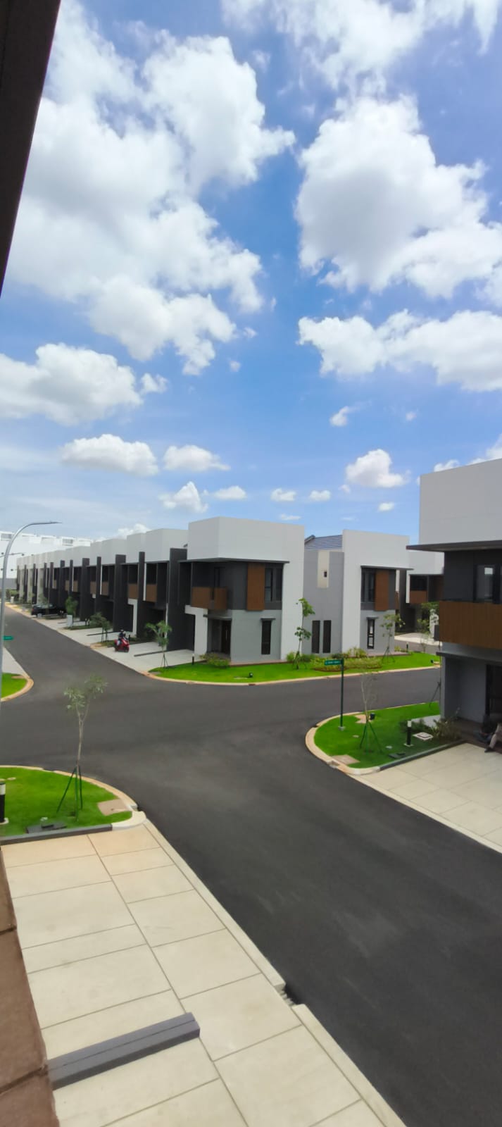 Disewa rumah siaphuni di Summarecon Crown Gading Cluster Regia