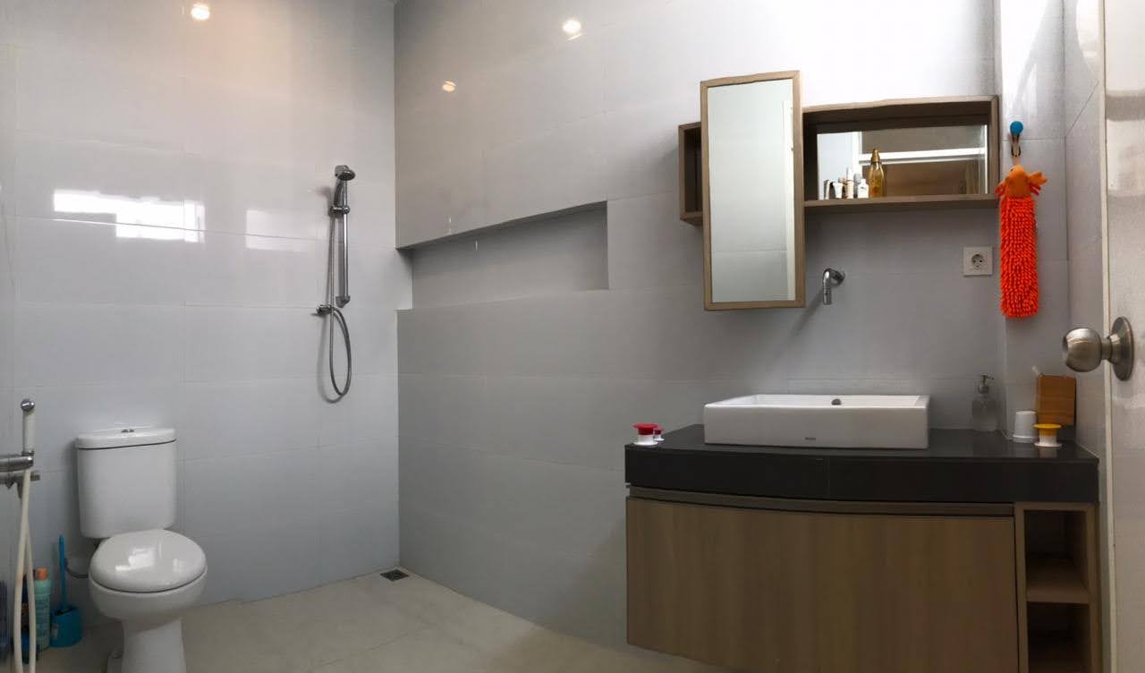 *Disewakan Rumah BUKIT PALMA Citraland Utara , Surabaya Barat*