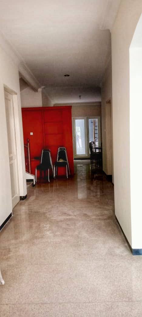 *Jual Rumah 2 Lantai DUKUH KUPANG TIMUR Surabaya*