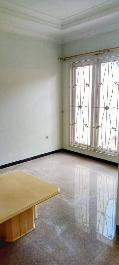 *Jual Rumah 2 Lantai DUKUH KUPANG TIMUR Surabaya*