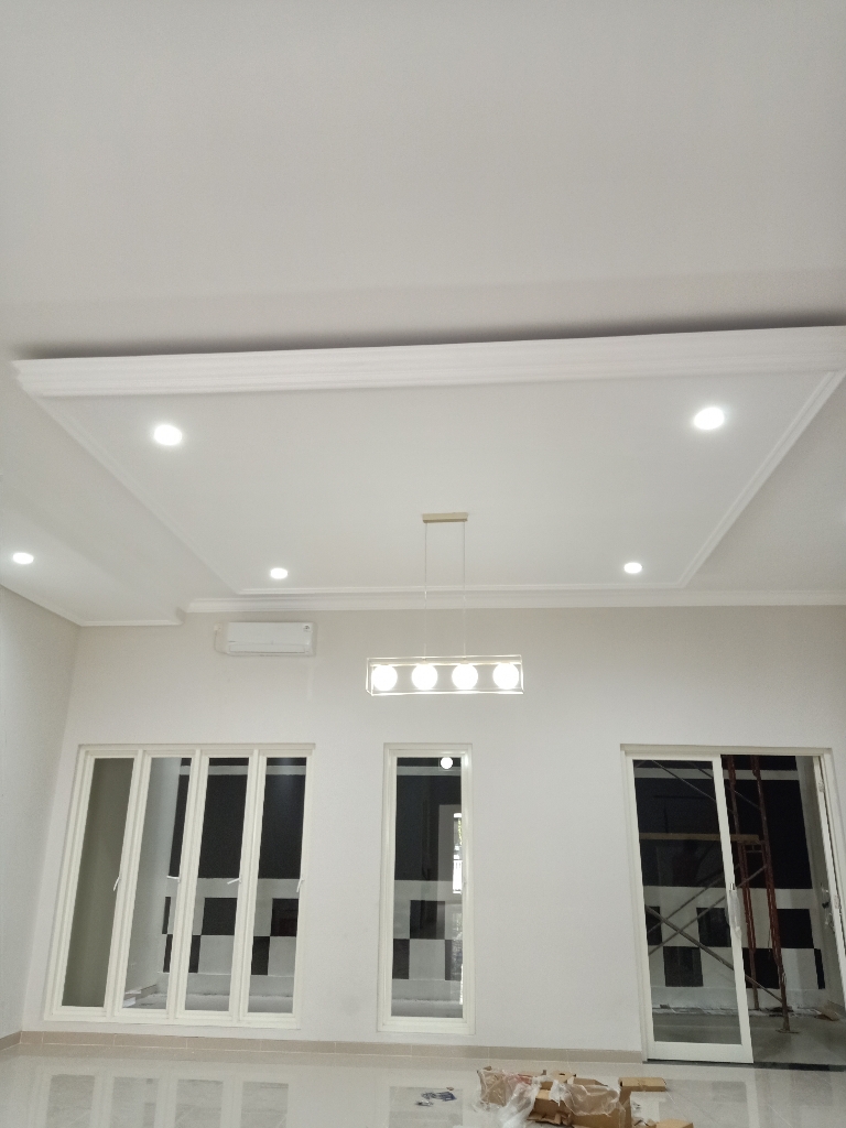 Disewakan Rumah GRAHA FAMILI Blok L Surabaya Barat