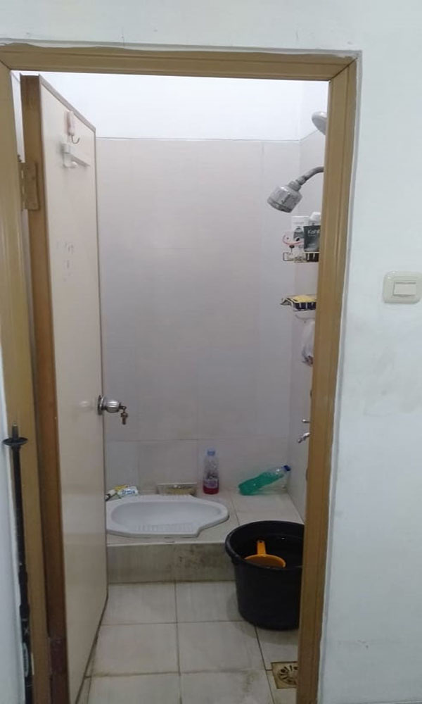 Kost 13 Kamar Penuh Terisi di Kawasan Tebet Jakarta Selatan
