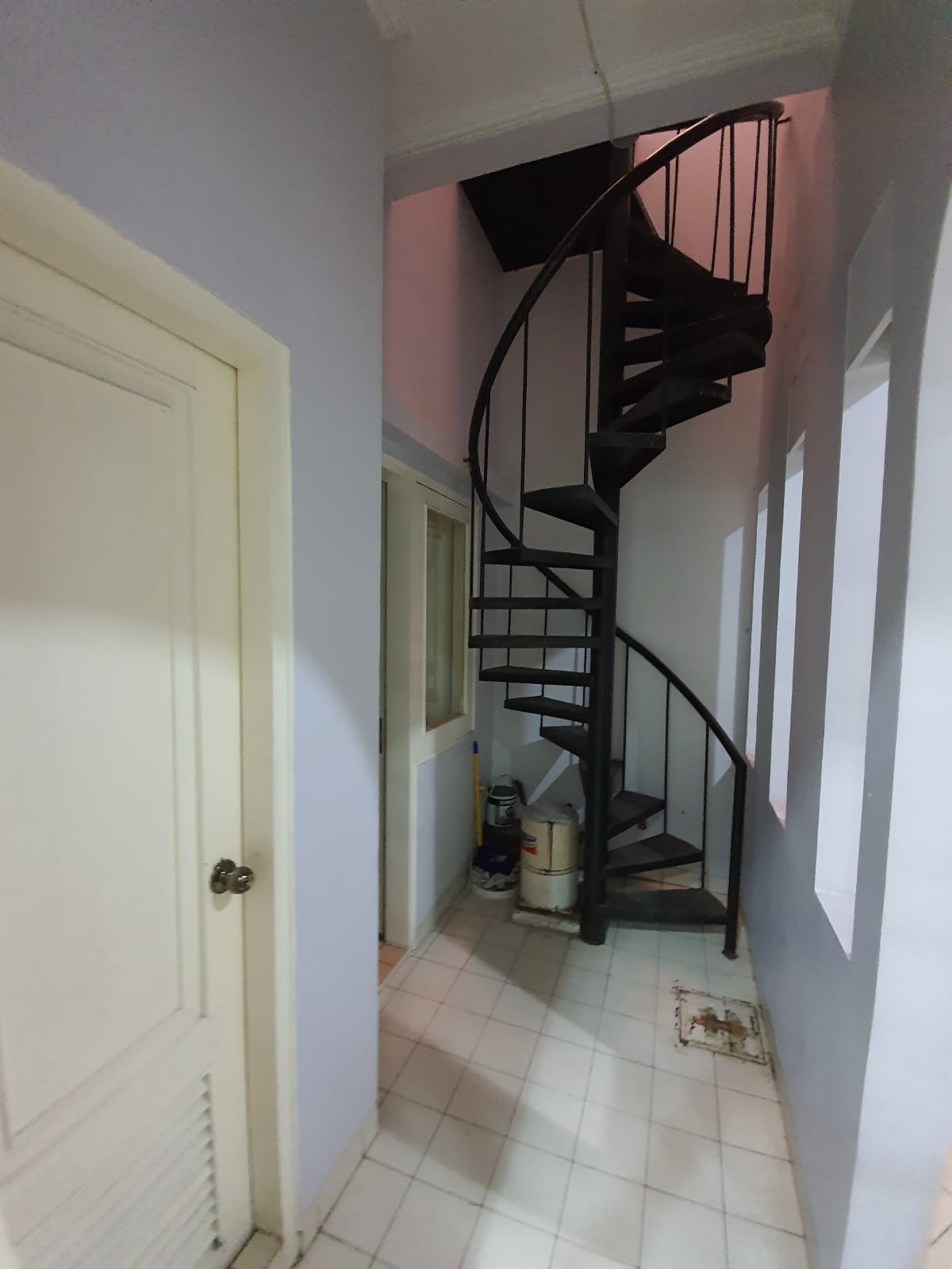 Disewa rumah furnished di The Riviera Garden Kelapa Gading