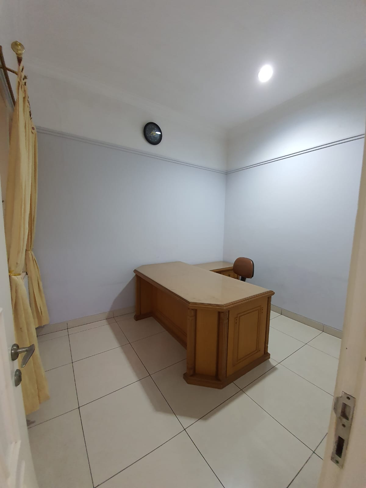 Disewa rumah furnished di The Riviera Garden Kelapa Gading