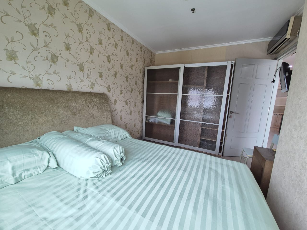 Disewa apartemen French Walk MOI posisi hook furnished