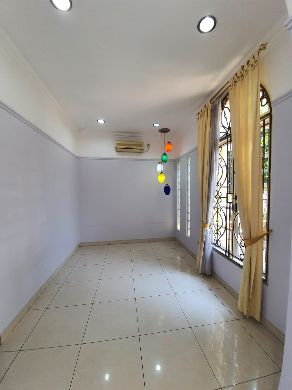 Disewa rumah furnished di The Riviera Garden Kelapa Gading