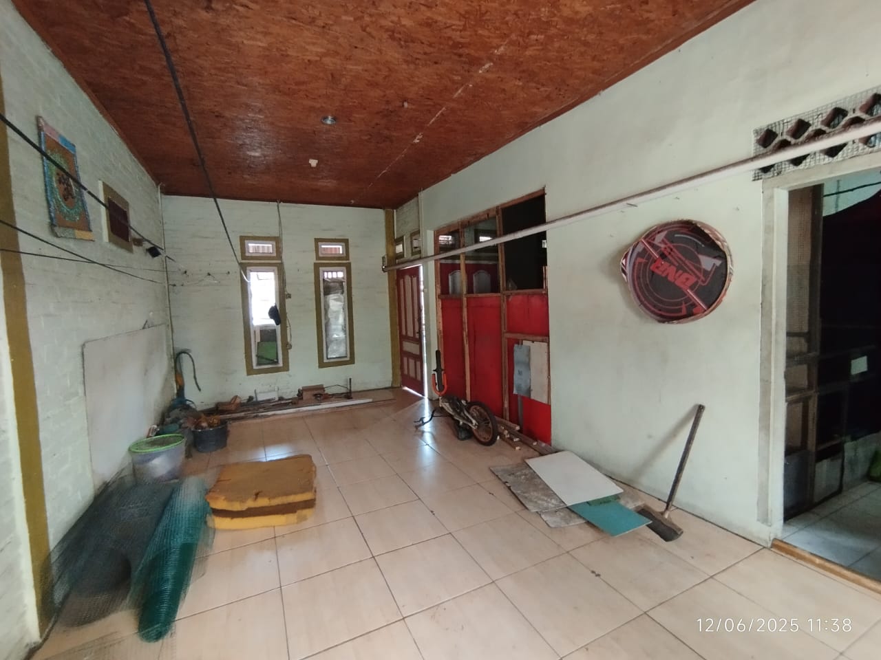 Ruko di Golf Raya Ujungberung, Bandung - strategis 800 jutaan