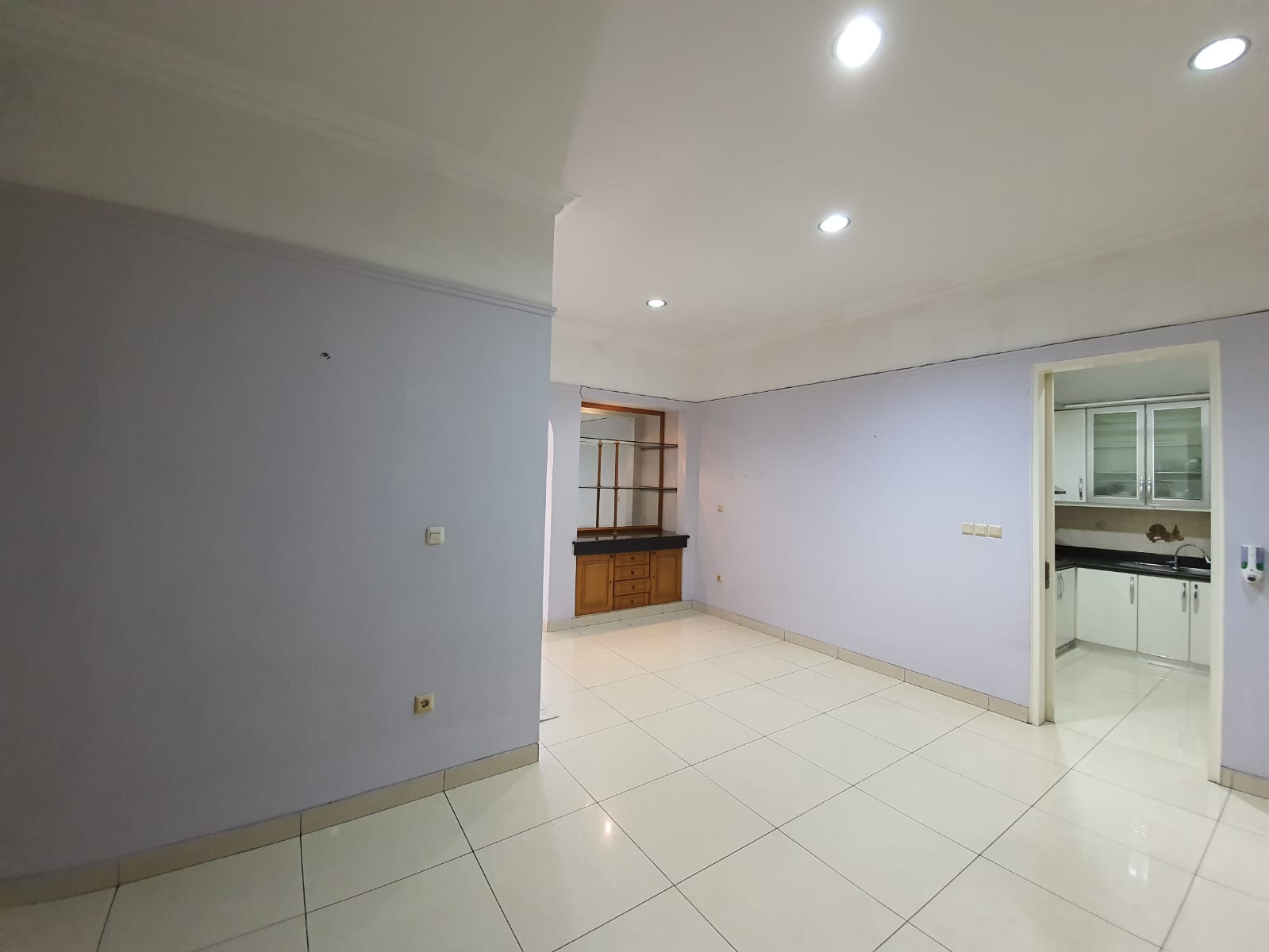 Disewa rumah furnished di The Riviera Garden Kelapa Gading
