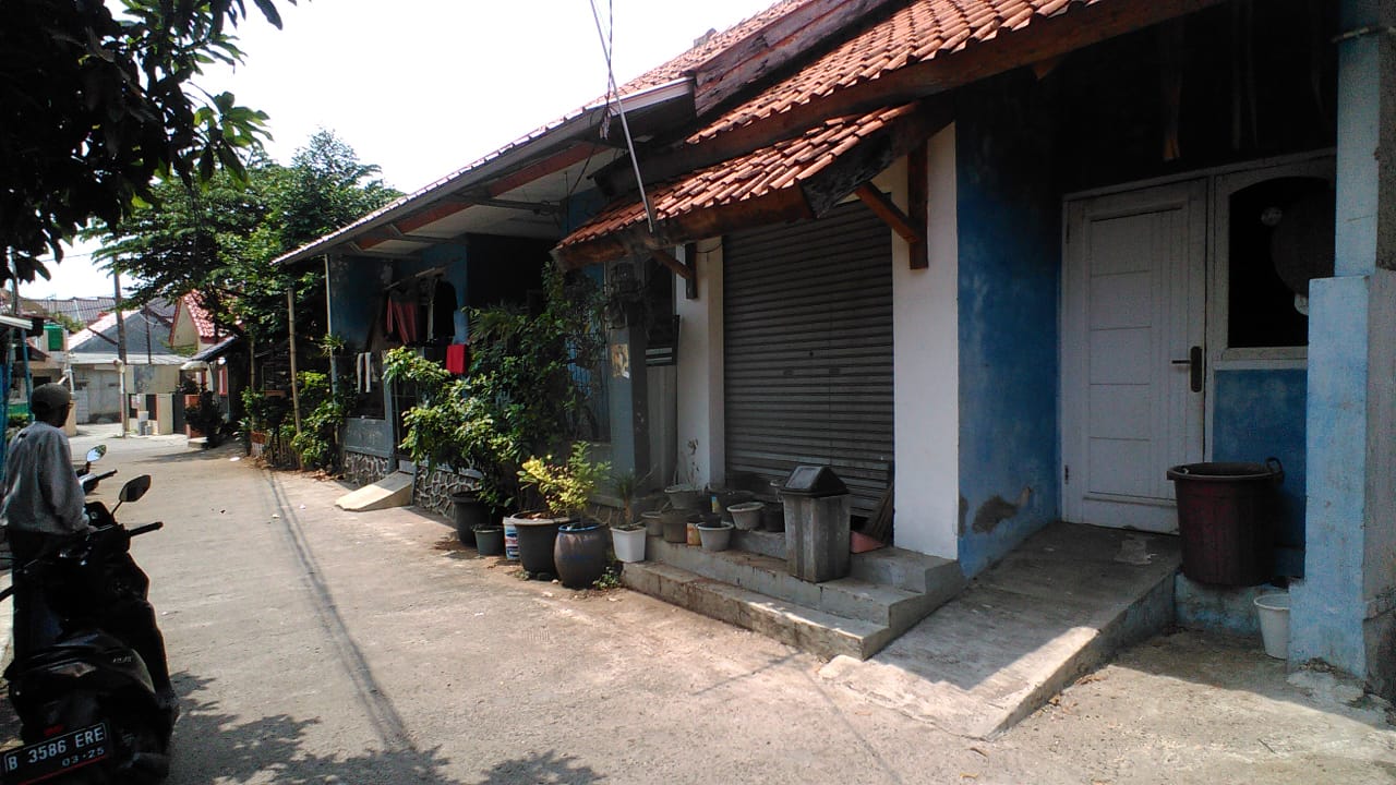 Jual Butuh Rumah second huk hitung tanah di Tanah Baru Depok