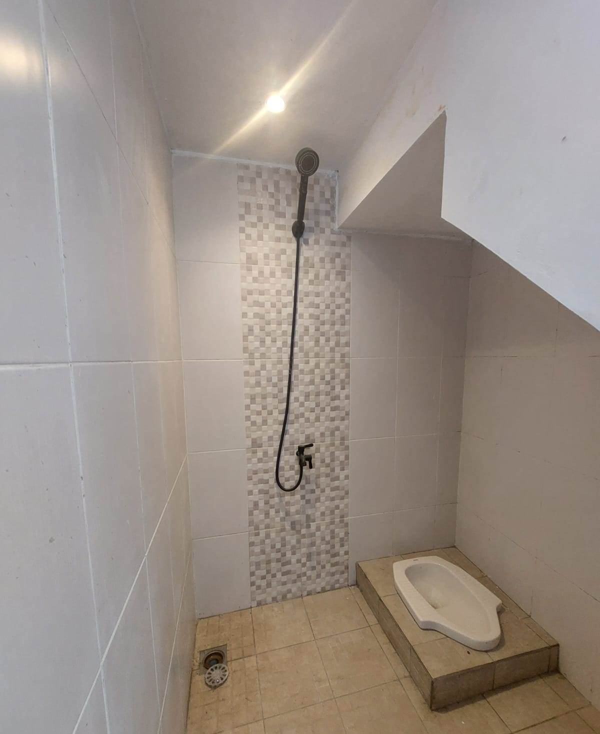 (INDENT) Rumah murah 400 jutaan di Cisaranten Kulon Arcamanik