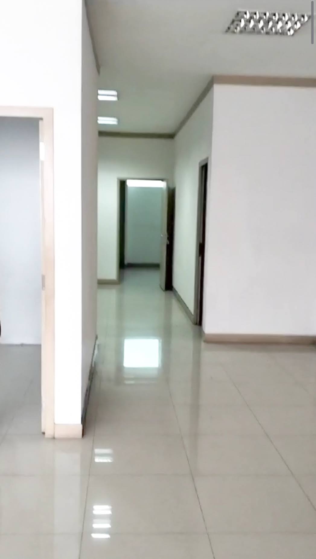 Sewa Ruko 4 Lantai PERAK BARAT Commersial Area, Surabaya