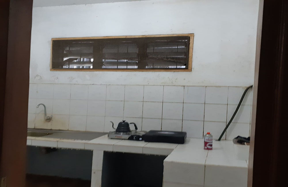 Rumah 3 Kamar Tidur 2 Kamar Mandi Dekat Toserba Griya Arcamanik